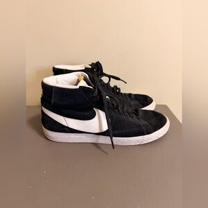 Mens Nike SB Blazer Premium Mid Suede Sneakers Shoes